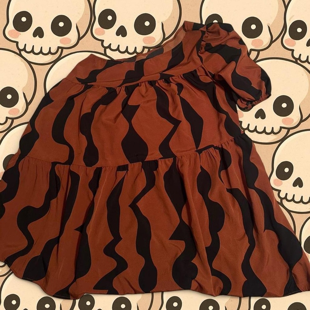 SHEIN Bold Orange and black on shoulder dress